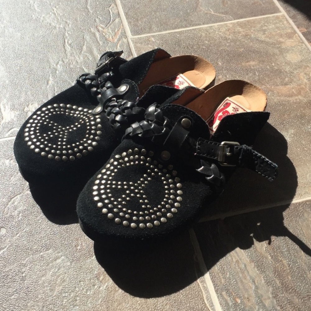 Lucky 🍀 Brand Rope Peace mules